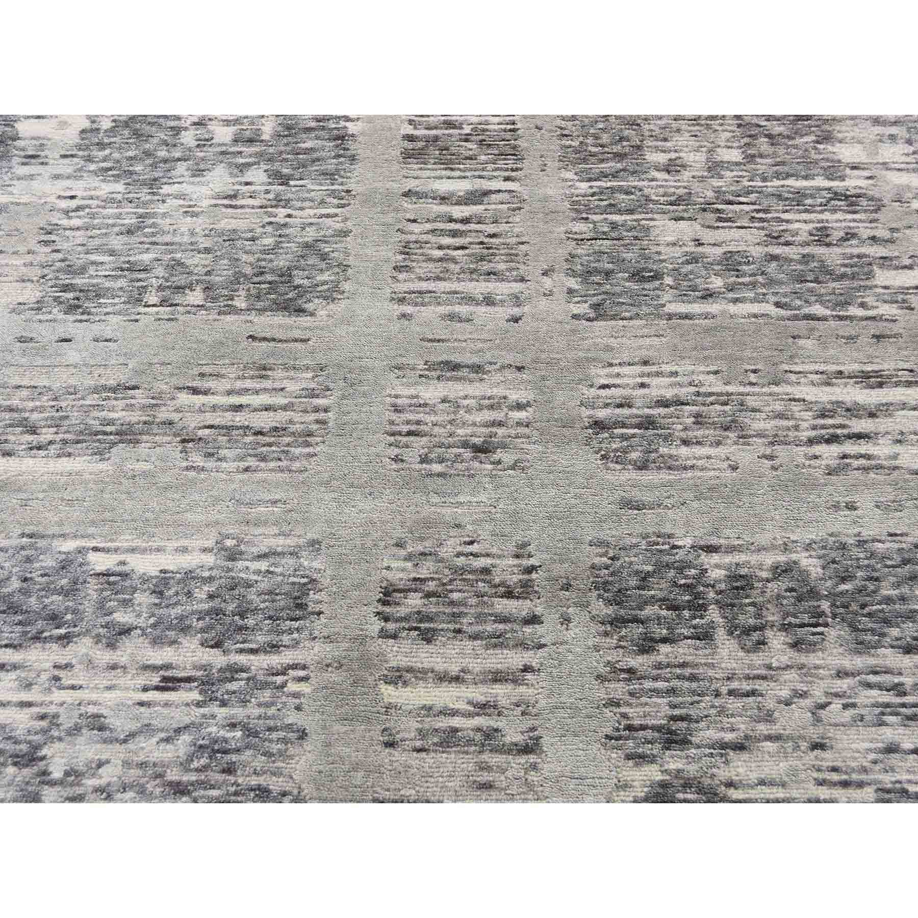 Modern-and-Contemporary-Hand-Knotted-Rug-228400