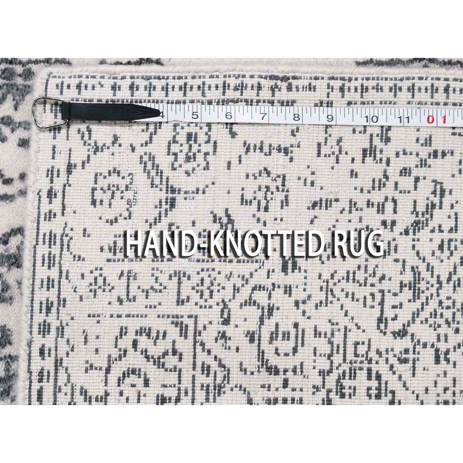 Transitional-Hand-Loomed-Rug-231610