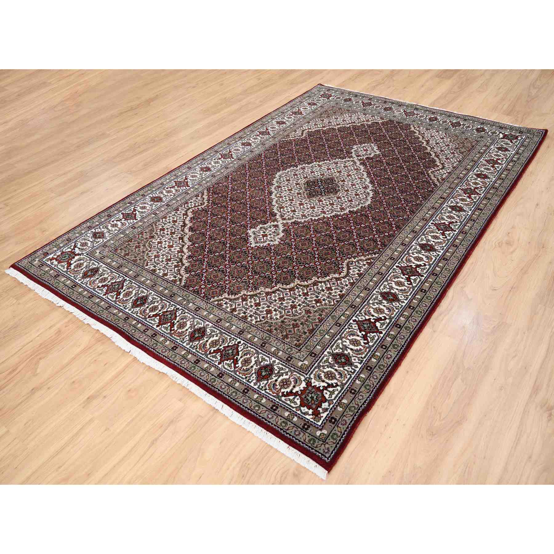 Fine-Oriental-Hand-Knotted-Rug-316590