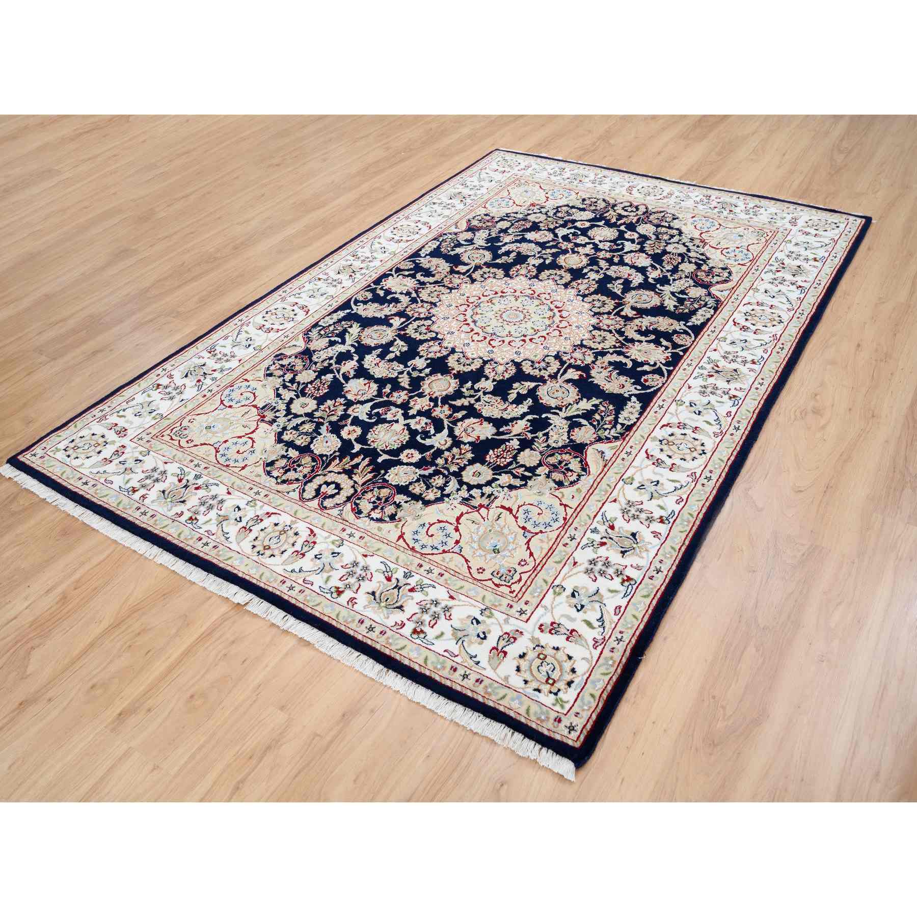 Fine-Oriental-Hand-Knotted-Rug-316925