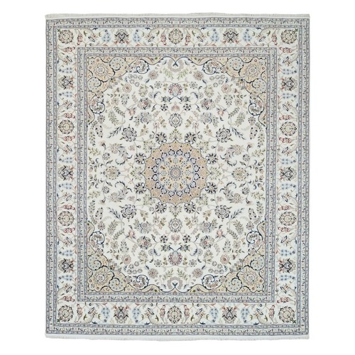 Ivory, Hand Knotted Nain with Center Medallion Flower Design, 250 KPSI Wool, Oriental Rug