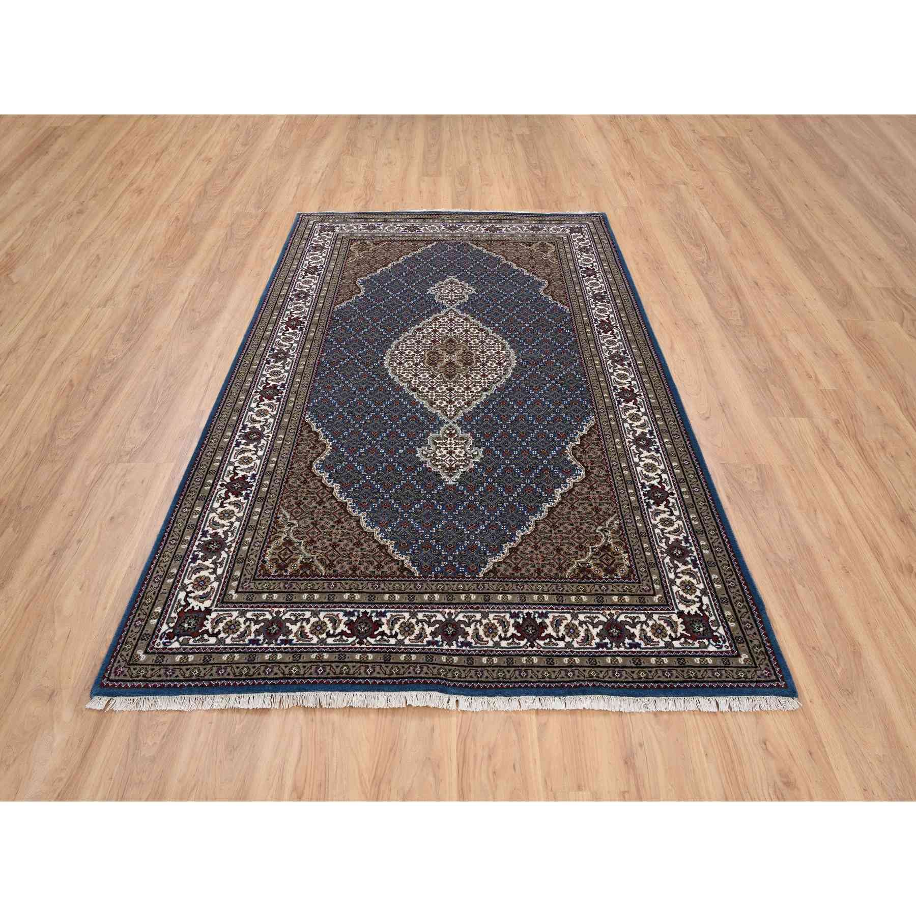 Fine-Oriental-Hand-Knotted-Rug-320520