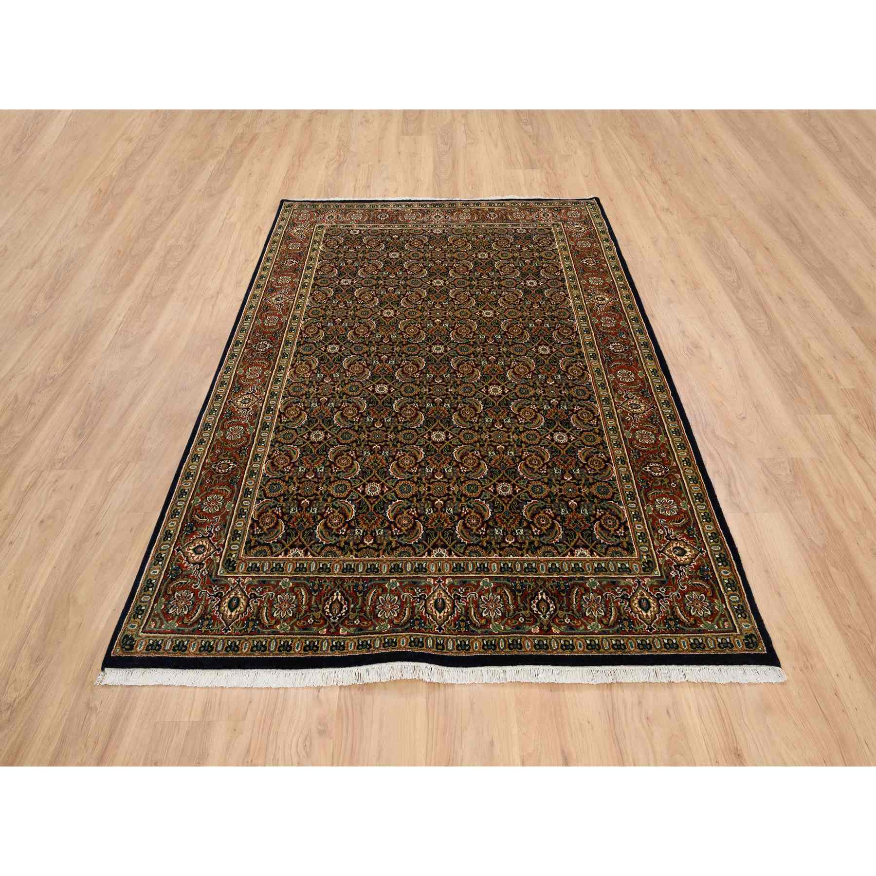 Fine-Oriental-Hand-Knotted-Rug-320625