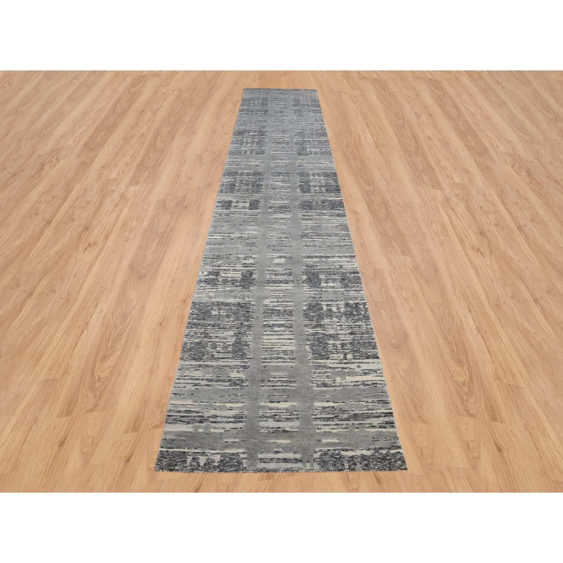 Modern-and-Contemporary-Hand-Knotted-Rug-320685