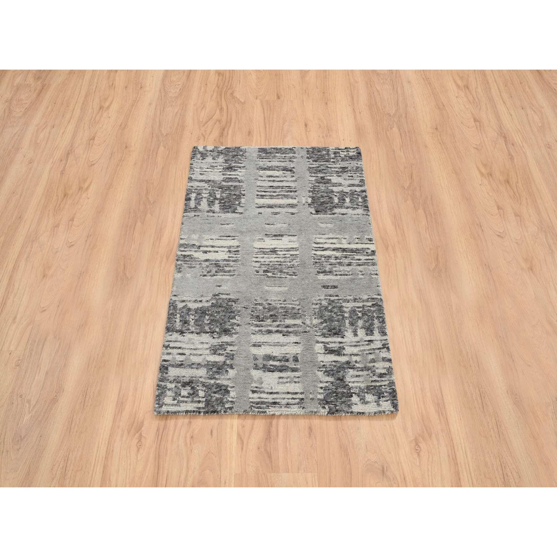 Modern-and-Contemporary-Hand-Knotted-Rug-323420