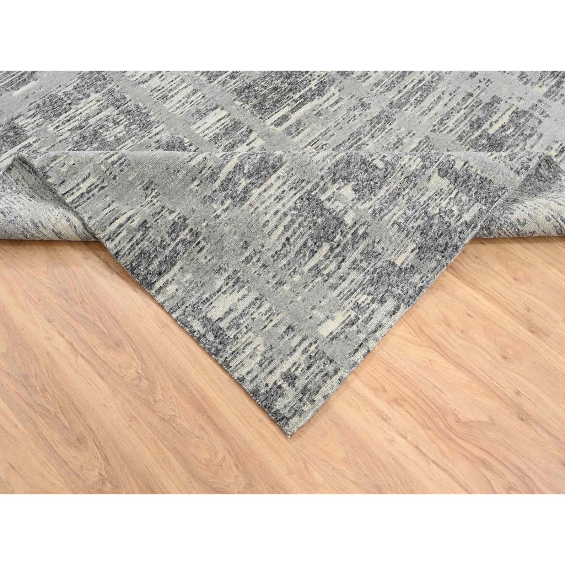 Modern-and-Contemporary-Hand-Knotted-Rug-323455