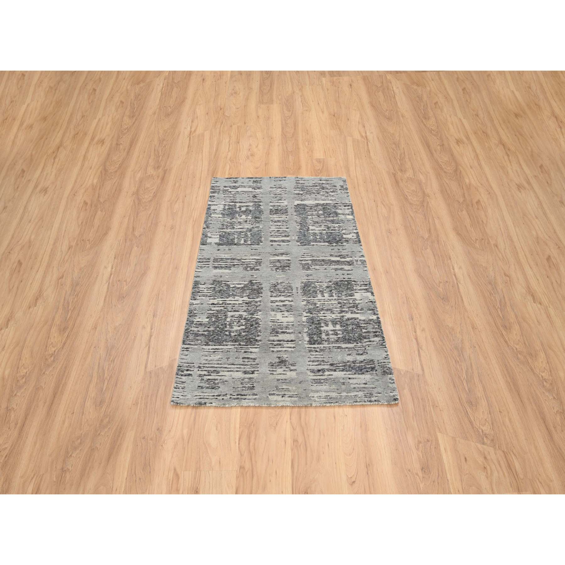 Modern-and-Contemporary-Hand-Knotted-Rug-323530