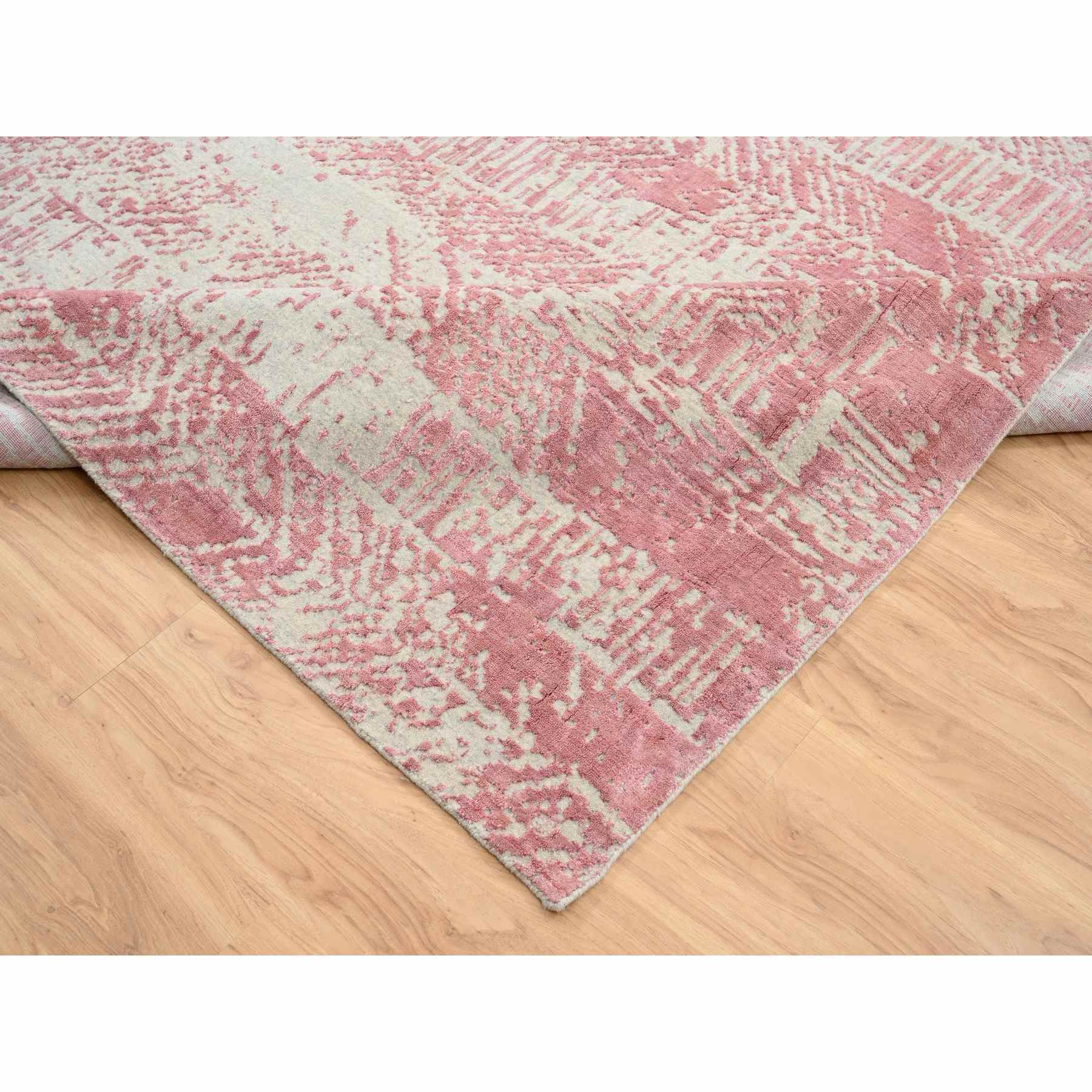 Transitional-Hand-Loomed-Rug-324205