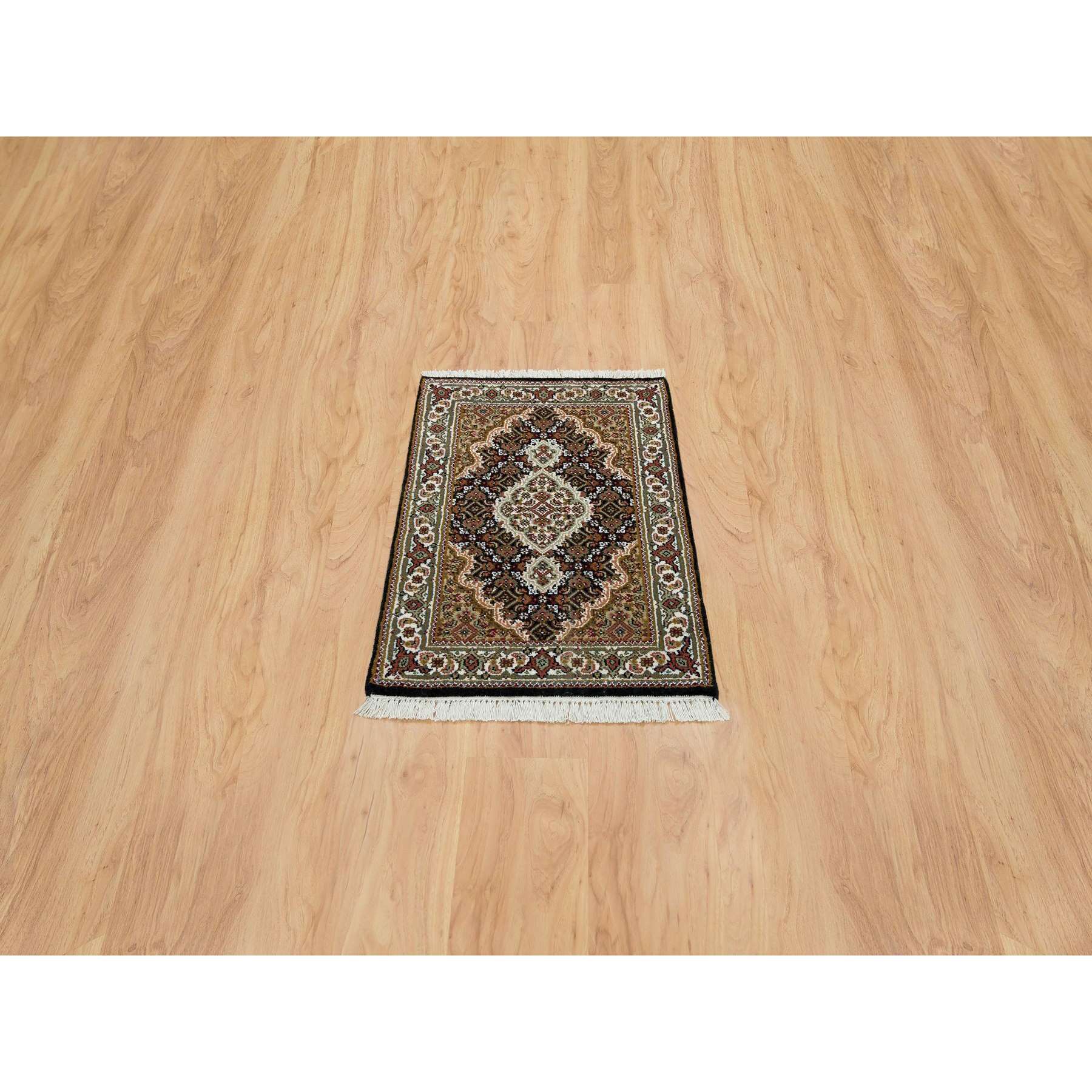 Fine-Oriental-Hand-Knotted-Rug-325360