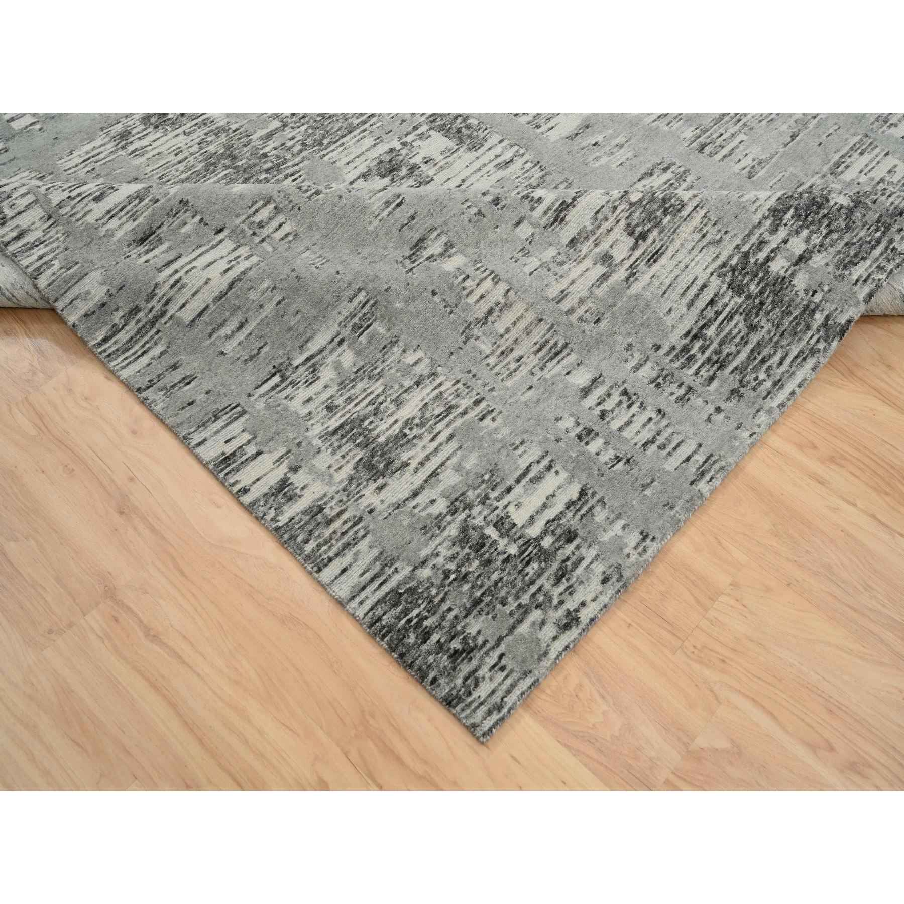 Modern-and-Contemporary-Hand-Knotted-Rug-325835