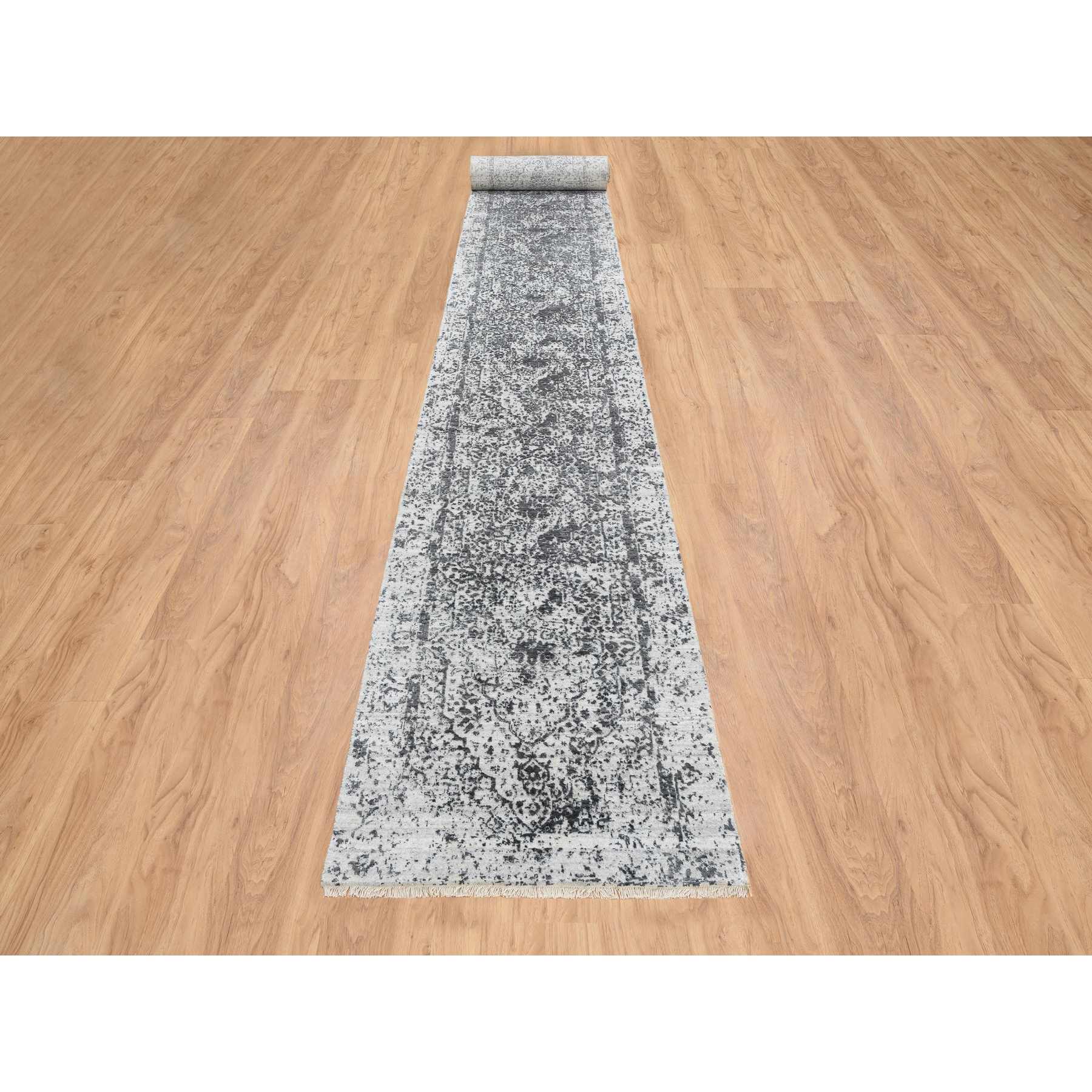 Transitional-Hand-Knotted-Rug-325115