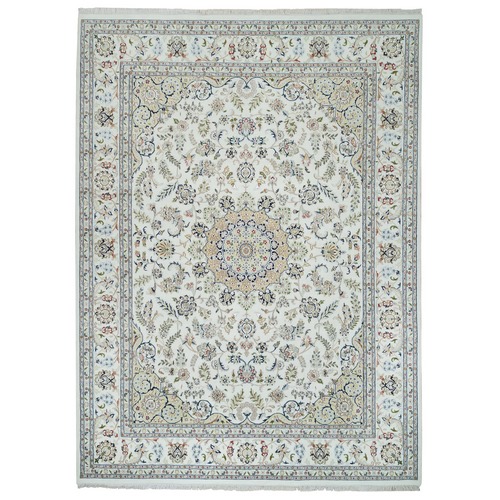 Ivory, Nain with Center Medallion Flower Design, 250 KPSI, Extra Soft Wool, Hand Knotted, Oriental Rug