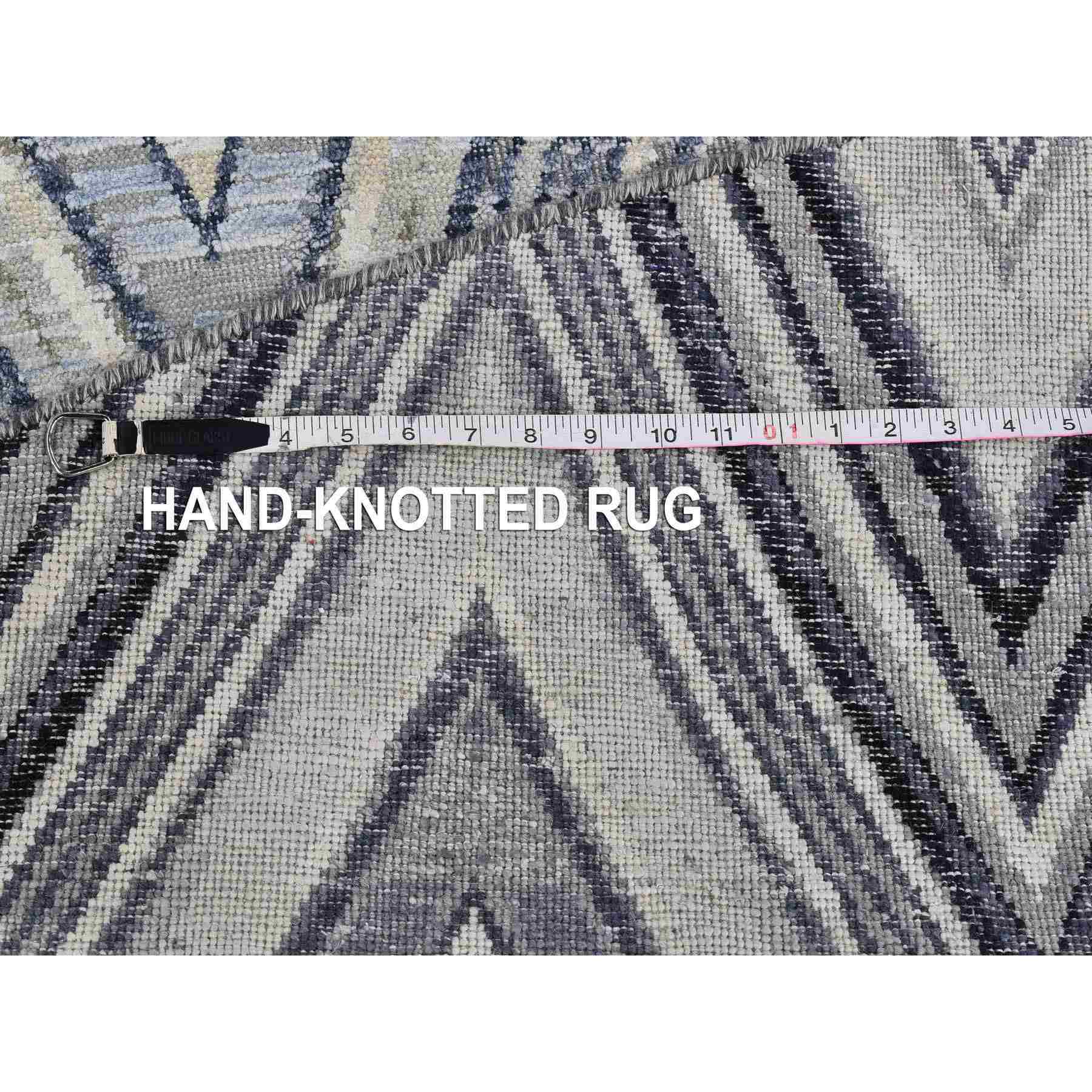 Modern-and-Contemporary-Hand-Knotted-Rug-334265