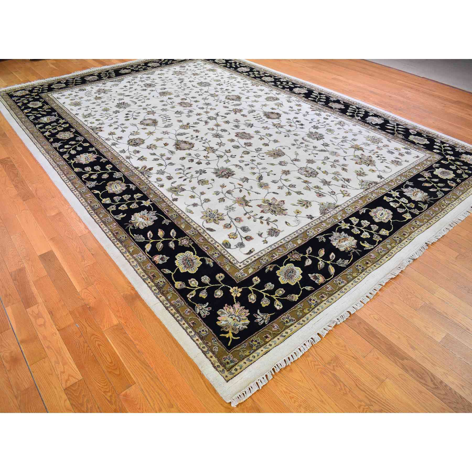 Rajasthan-Hand-Knotted-Rug-333690