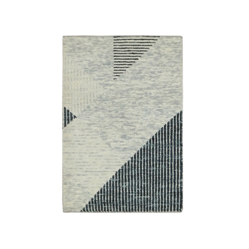 Gainsboro Gray, Geometric Art Deco Collection Soft to the Touch, Extra Soft Wool Hand Knotted, Mat Oriental Rug